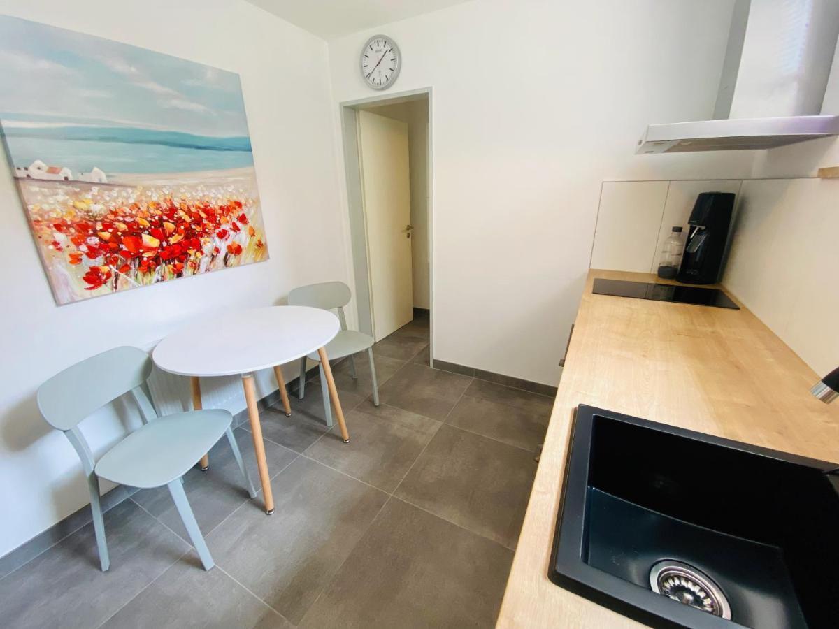 Apartment Regener เลอร์ราค ภายนอก รูปภาพ
